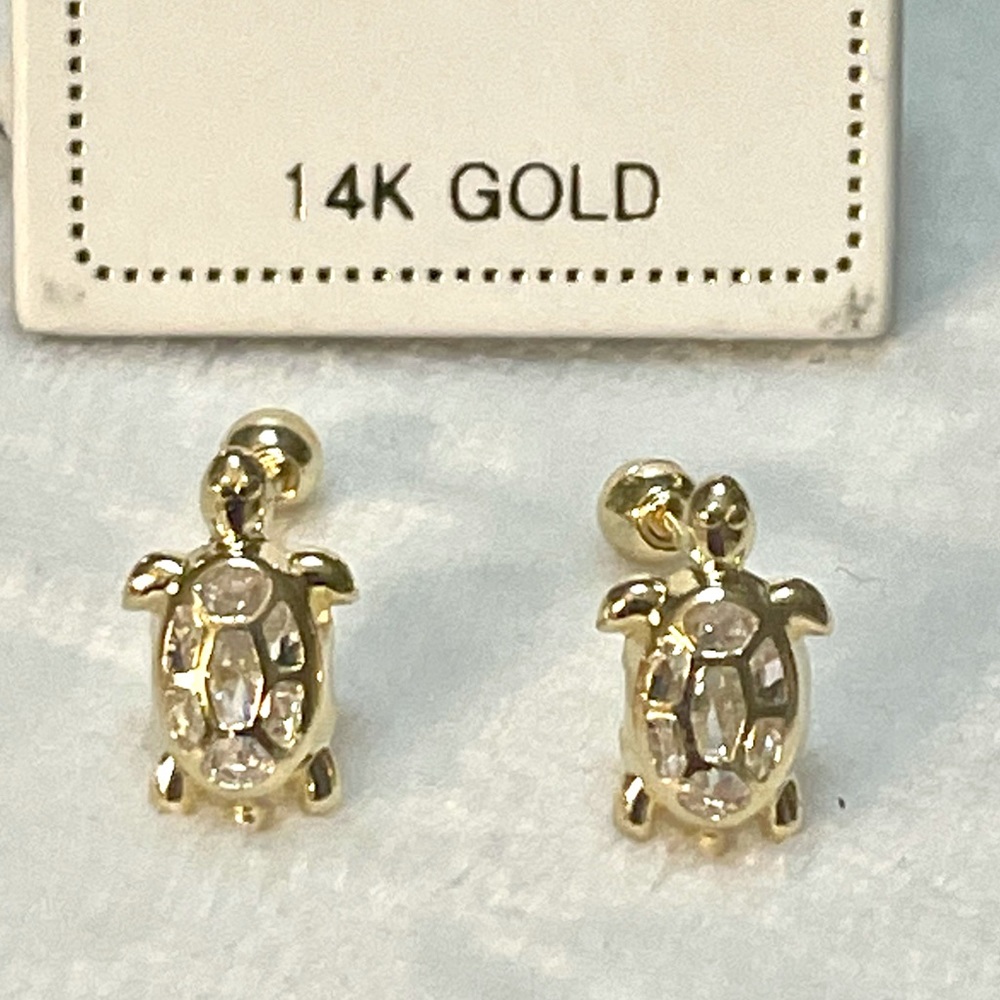 Solid Yellow Gold 14 Karat Ocean Sea Turtle 6x8mm Earring
